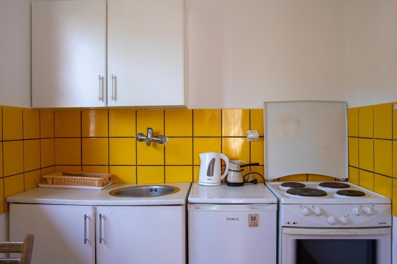 Family Apartments Vukcevic Чань Екстер'єр фото
