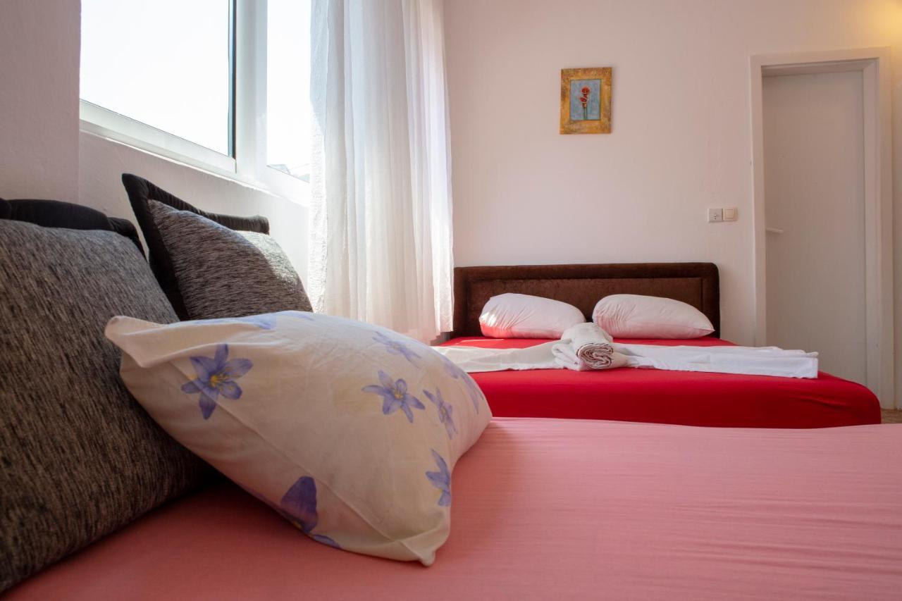 Family Apartments Vukcevic Чань Екстер'єр фото