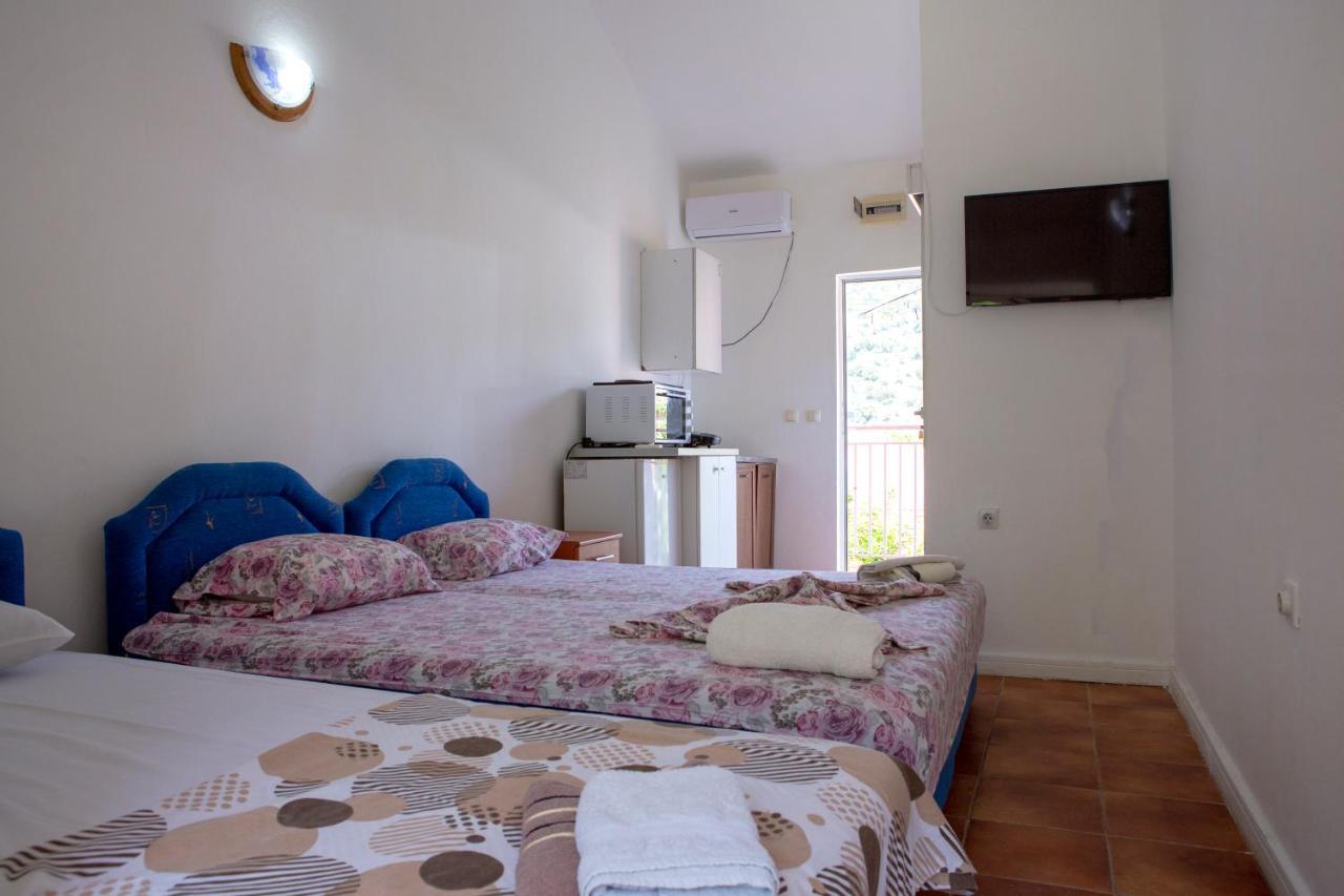 Family Apartments Vukcevic Чань Екстер'єр фото