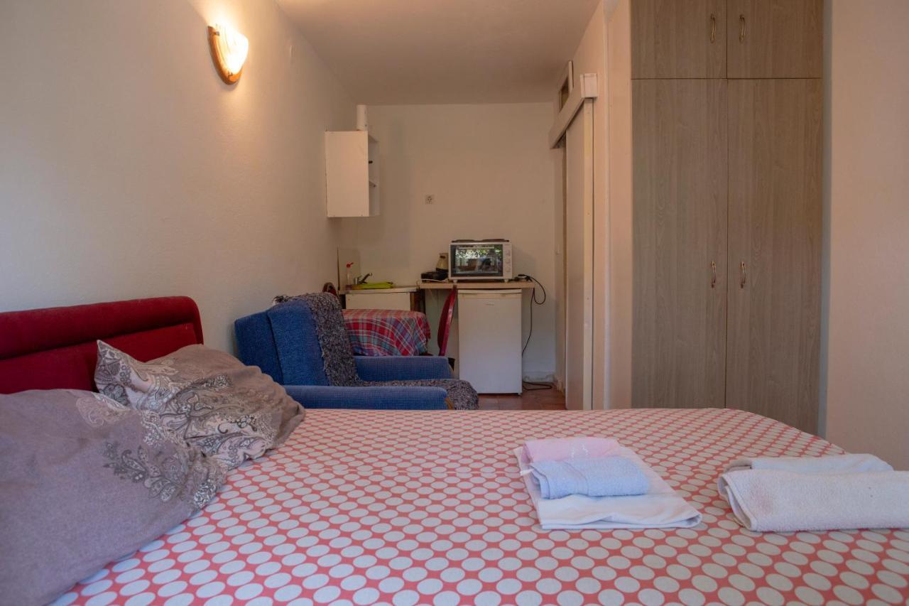 Family Apartments Vukcevic Чань Екстер'єр фото
